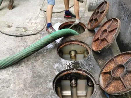 南昌哪里有高壓清洗管道，化糞池清理及抽糞車(chē)